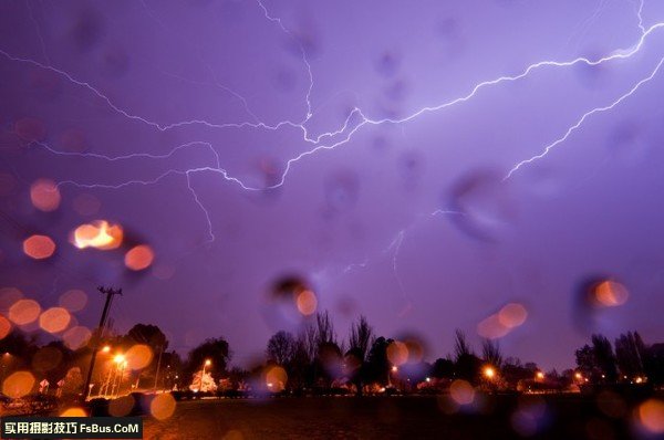 捕捉光影瞬间闪电拍摄小摄影技巧