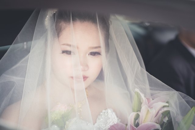 如何利用构图与光影让照片充满立体感