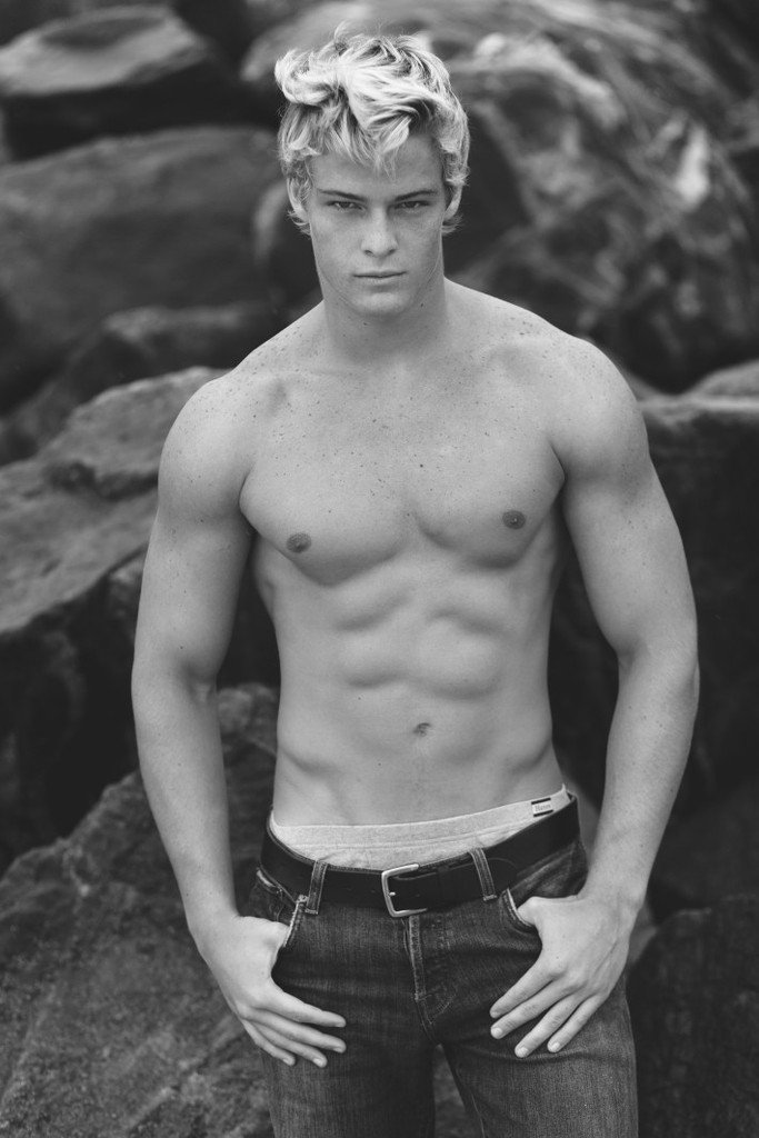 写真不是女人的专利 如何拍好男人?_8_1 教你如何拍好男性模特