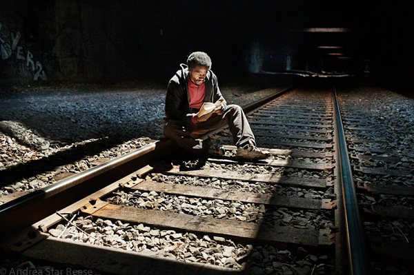 Andrea Star Reese摄影作品：城市洞穴