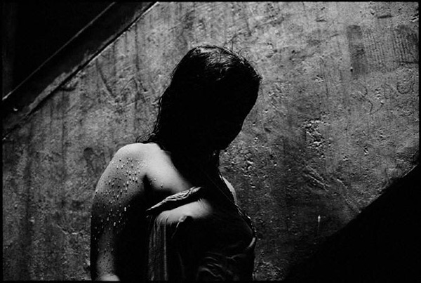 电影《生于妓院:加尔各答红灯区的孩子们》 电影《生于妓院:加尔各答红灯区的孩子们》