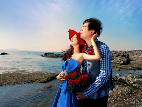 拍结婚照怎么选择婚纱礼服 挑选礼服有技巧