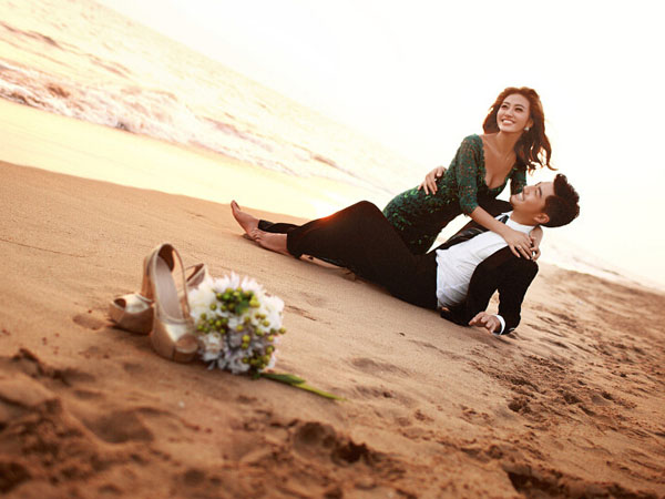 拍结婚照怎么选择婚纱礼服 挑选礼服有技巧