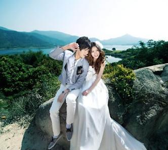 2025年最新婚纱照拍摄技巧 利用pose掩盖自身小缺陷