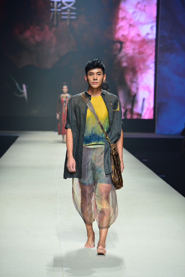 Fashonery 凡释2025春夏主题发布会成功举办