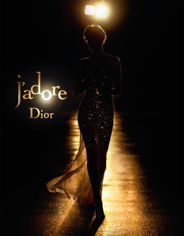 Charlize Theron（查理兹·塞隆）代言Dior（迪奥）2025经典香水广告