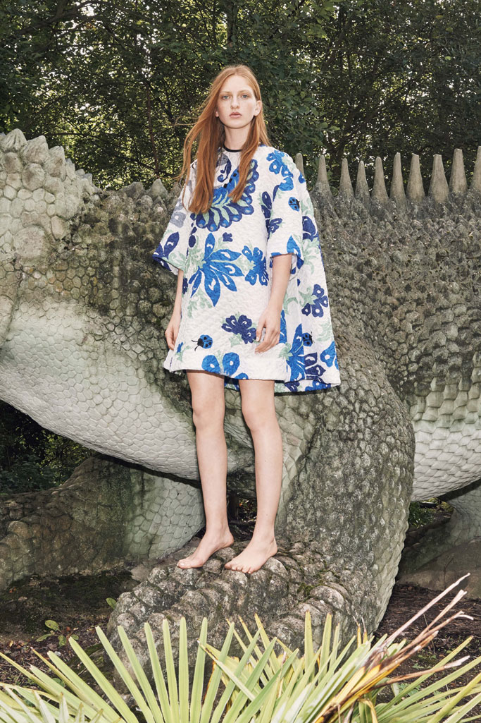 Victoria Beckham（维多利亚·贝克汉姆）2025 LookBook