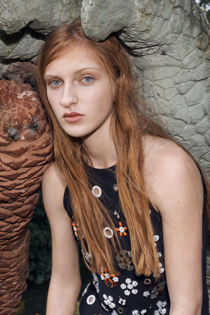 Victoria Beckham（维多利亚·贝克汉姆）2025 LookBook