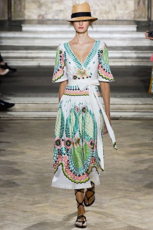 Temperley London（坦波丽·伦敦）2025伦敦时装秀