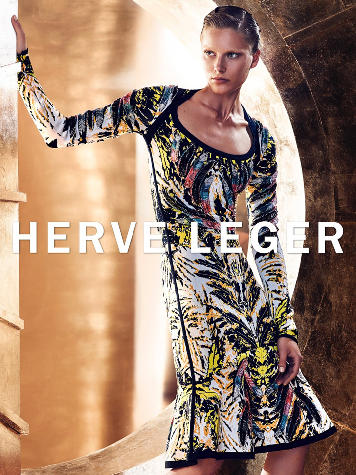  Herve Leger（荷芙妮格）2025品牌广告大片