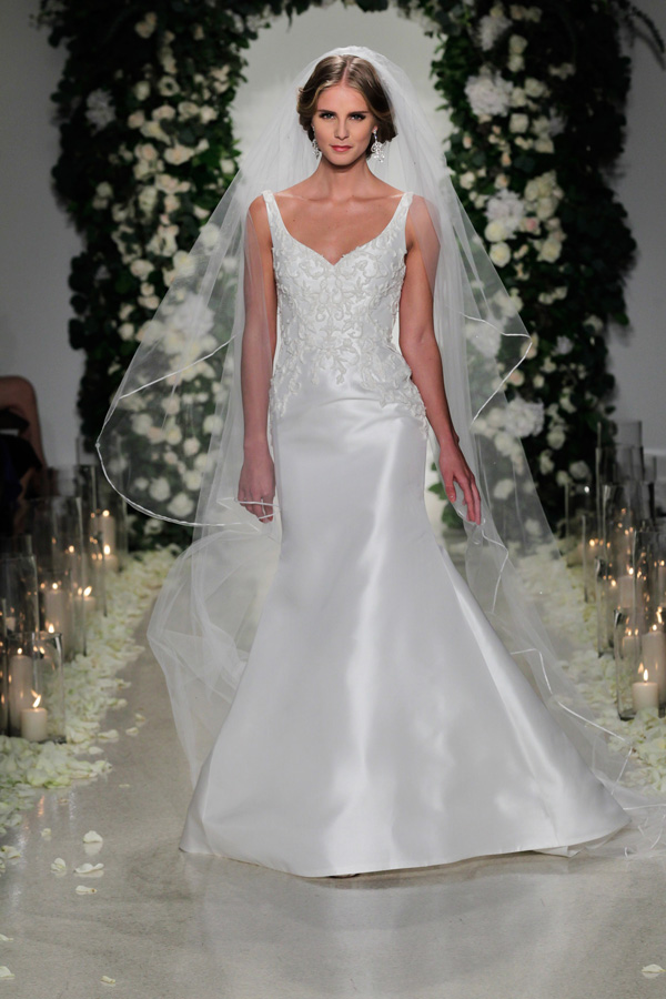 Anne Barge 2025纽约婚纱周婚纱秀