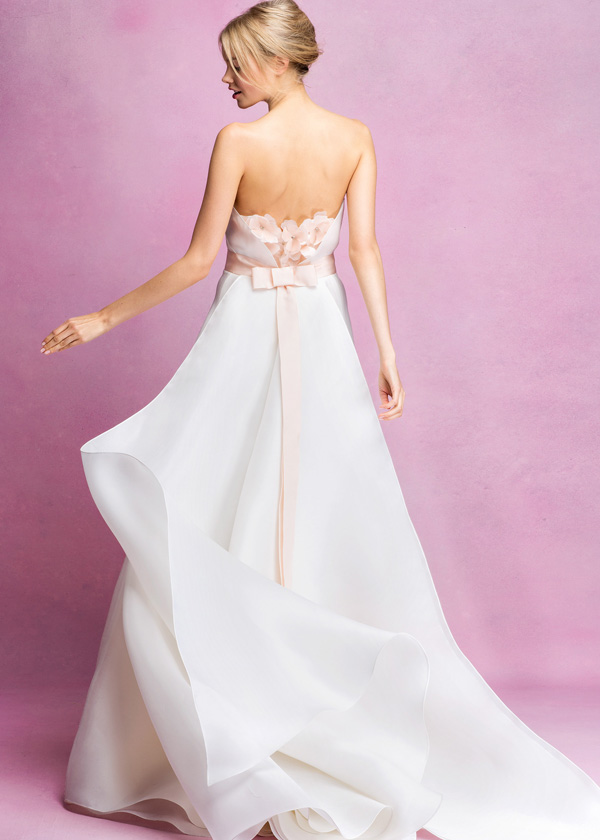 Angel Sanchez 2025婚纱礼服系列