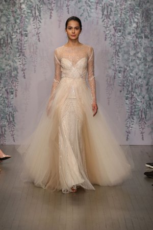 Monique Lhuillier 2025纽约婚纱周婚纱秀