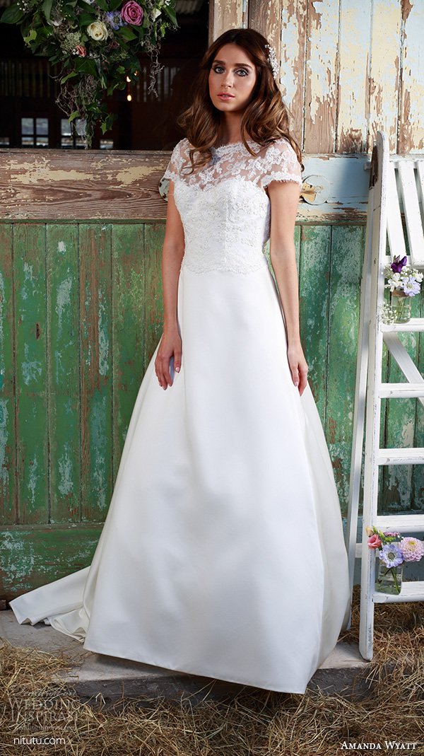 Amanda Wyatt 2025 新娘婚纱礼服系列(一)
