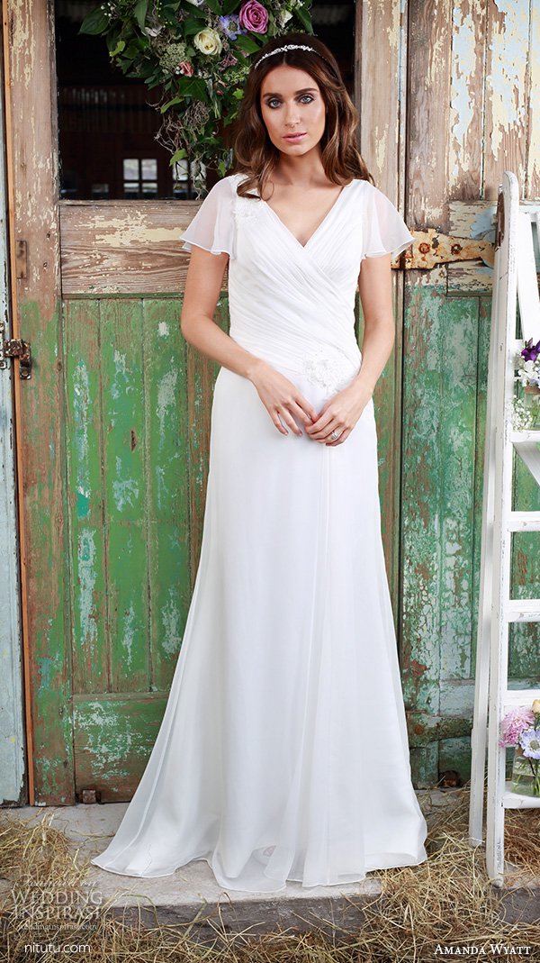 Amanda Wyatt 2025 新娘婚纱礼服系列(二)