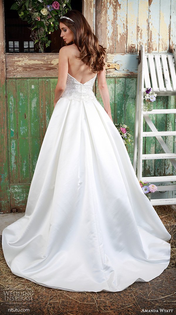 Amanda Wyatt 2025 新娘婚纱礼服系列(二)