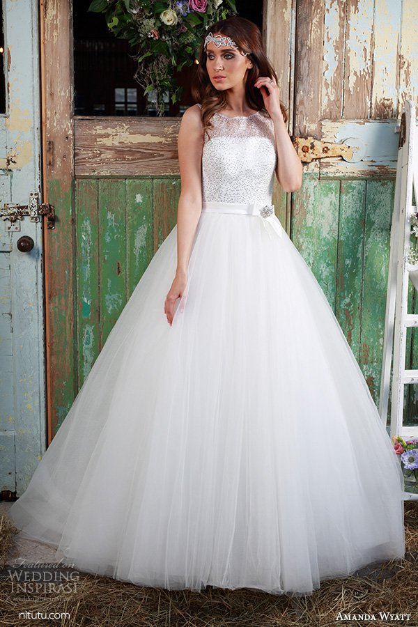 Amanda Wyatt 2025 新娘婚纱礼服系列(二)