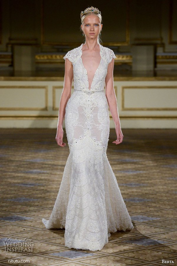 Berta 2025纽约时装周婚纱礼服秀