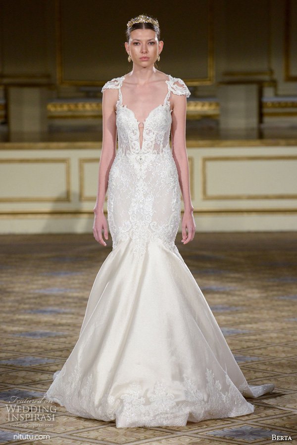 Berta 2025纽约时装周婚纱礼服秀