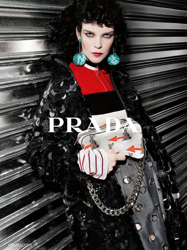 Prada（普拉达）2025广告摄影大片