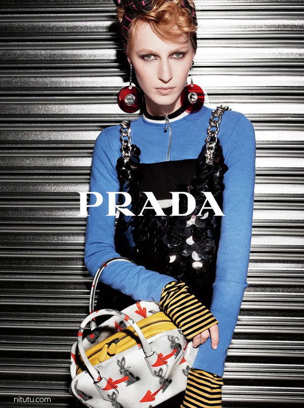Prada（普拉达）2025广告摄影大片