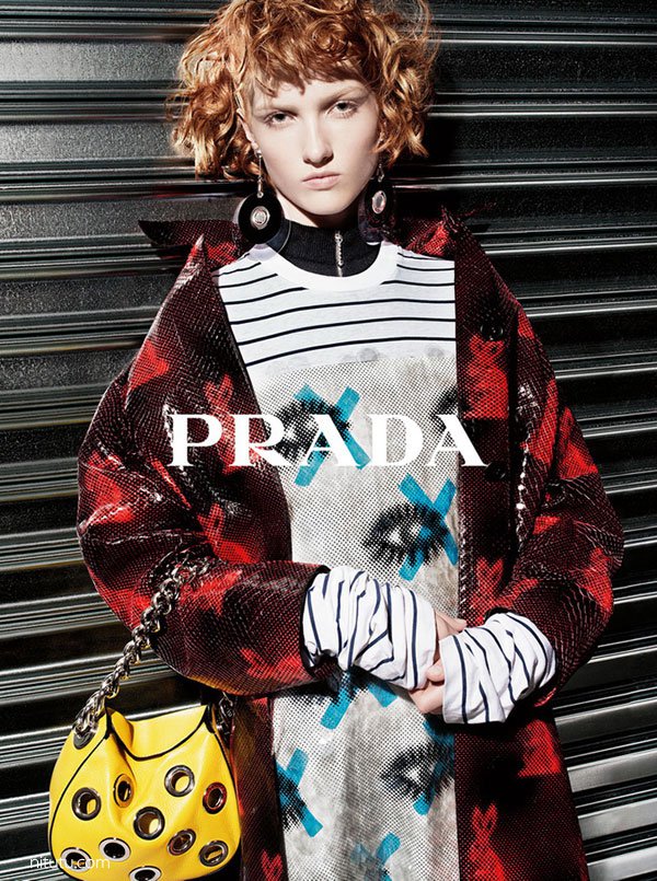 Prada（普拉达）2025广告摄影大片