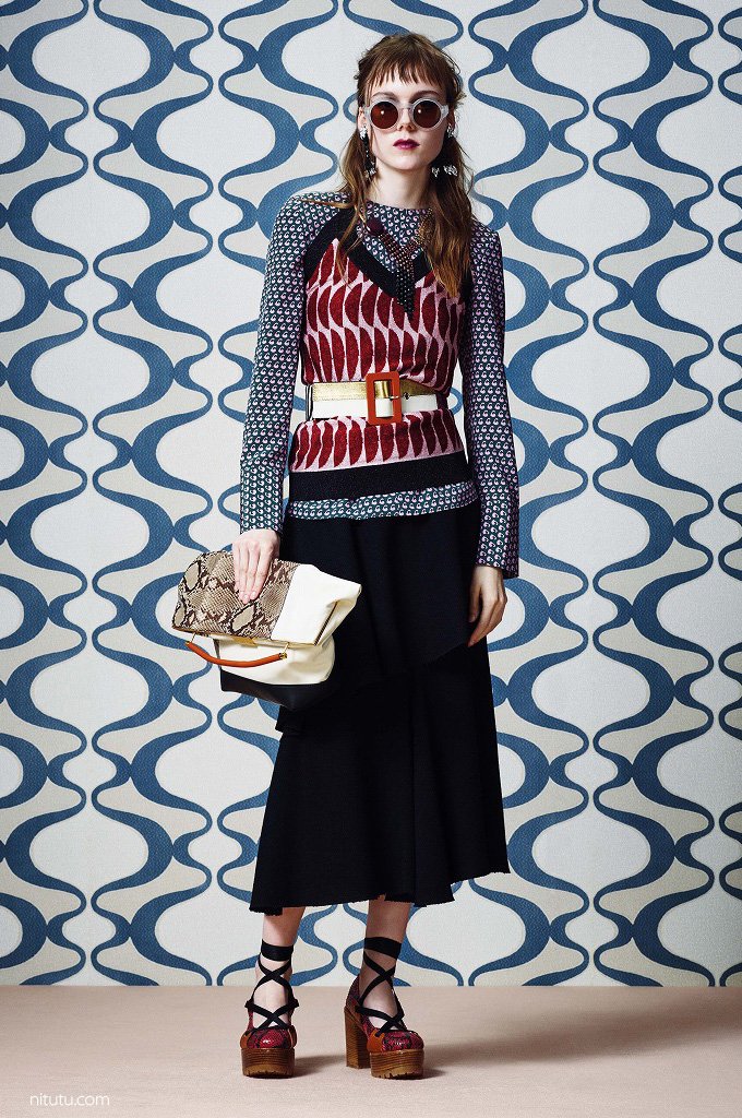 Marni（玛尼）2025春夏广告摄影大片