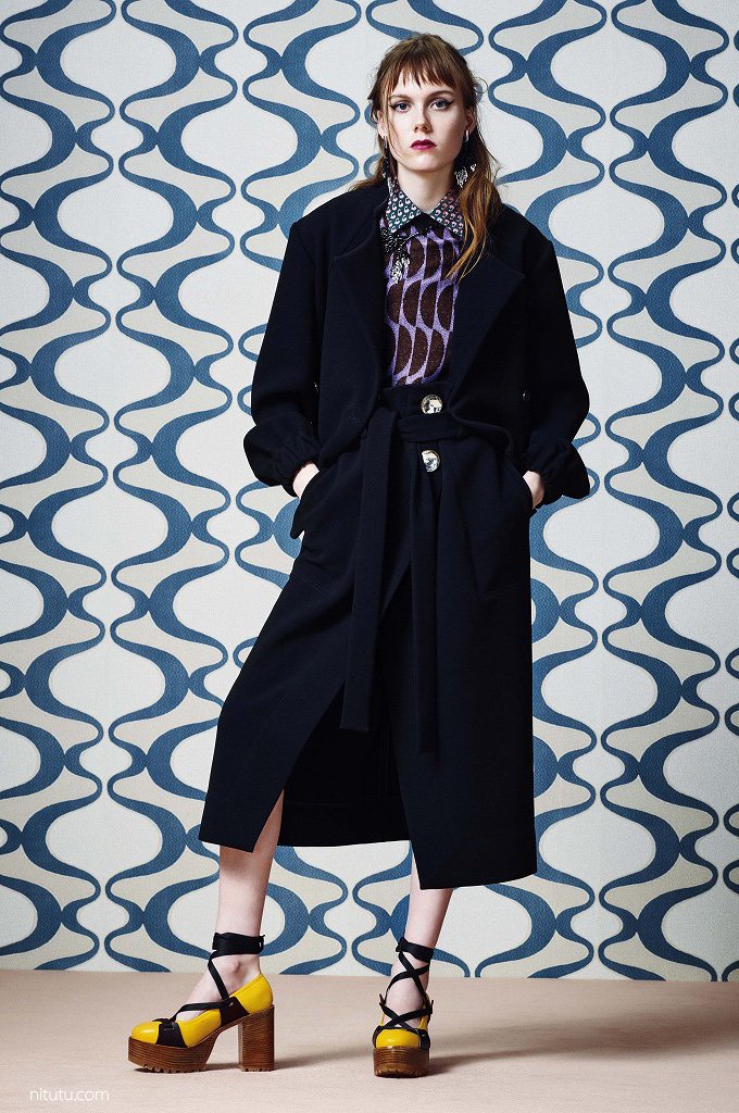 Marni（玛尼）2025春夏广告摄影大片