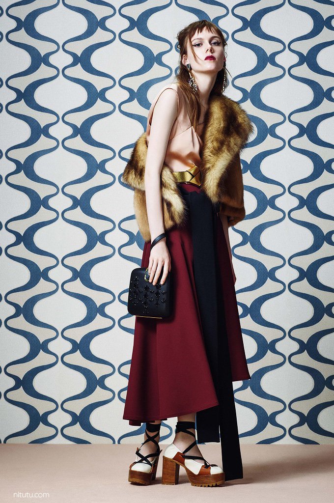 Marni（玛尼）2025春夏广告摄影大片