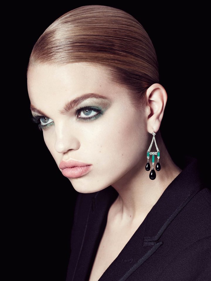 超模Daphne Groeneveld演绎Bergdorf Goodman珠宝广告大片