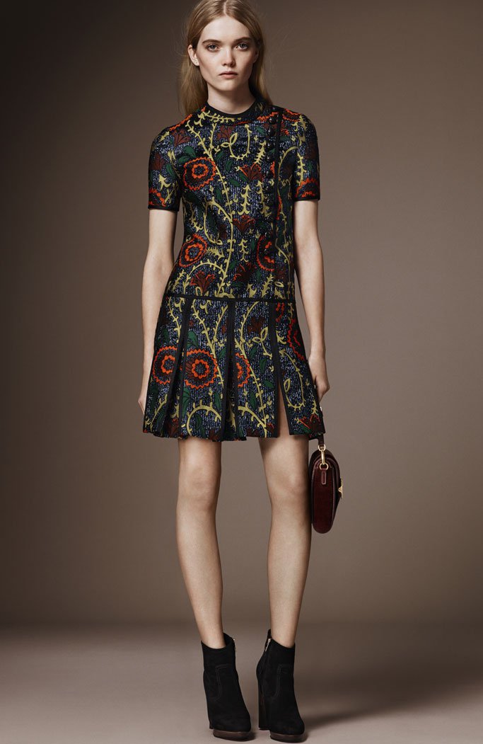 Burberry 2025早秋 Lookbook