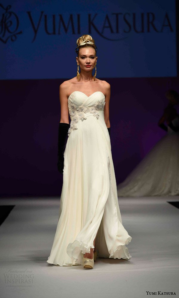 Yumi Katsura（桂由美）2025 婚纱礼服秀