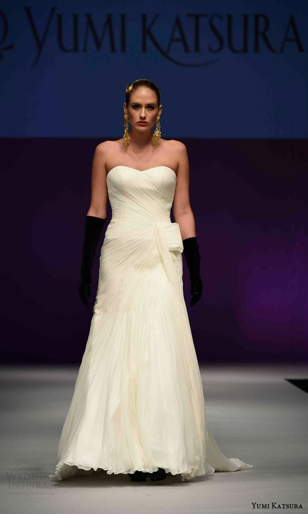 Yumi Katsura（桂由美）2025 婚纱礼服秀