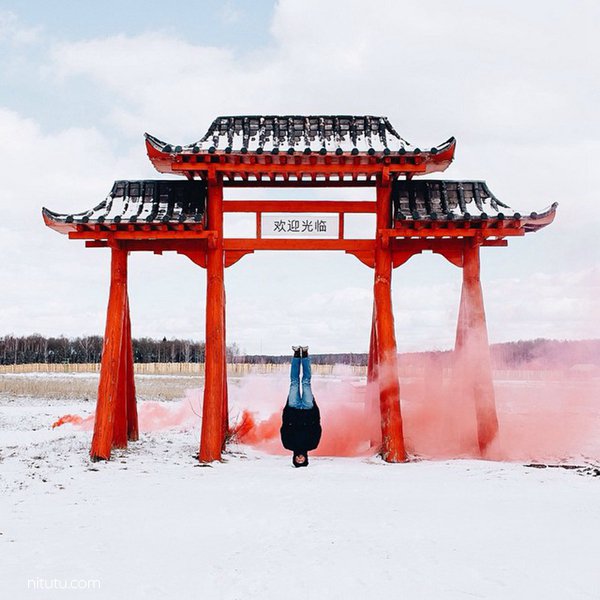 摄影师Anton Charushin: 用倒立征服世界