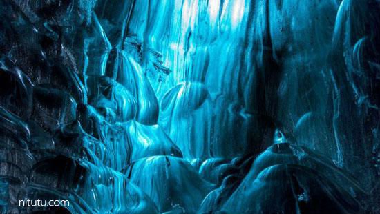 摄影师Suranga Weeratunga 冰岛冰川内拍“冰与火之歌”