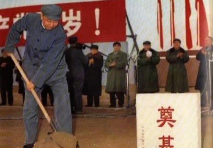 老照片:毛主席纪念堂是怎样建成的