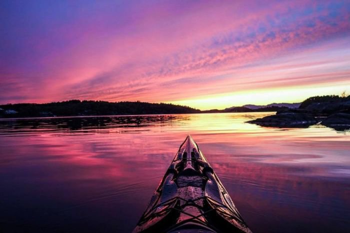 摄影师 Tomasz Furmanek: 独木舟上的壮美挪威风光