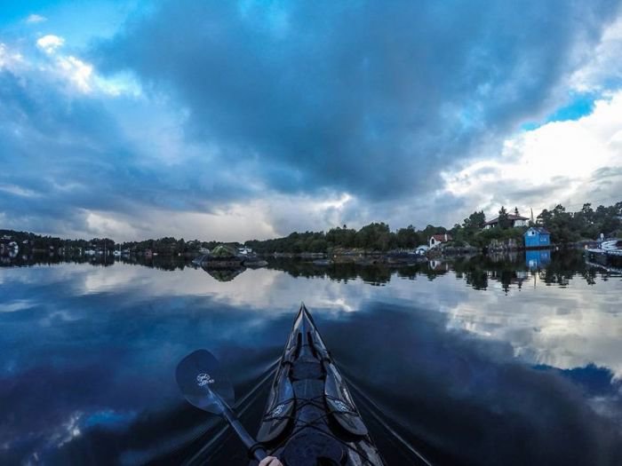 摄影师 Tomasz Furmanek: 独木舟上的壮美挪威风光