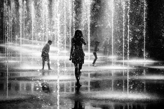 专业摄影图片社区500px 精选黑白街头摄影