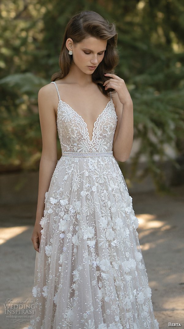 Berta 2025秋冬婚纱礼服系列2