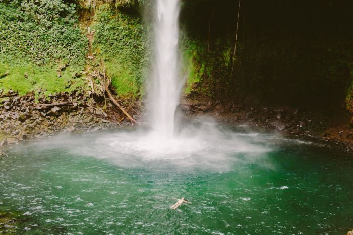 法国摄影师Alex Strohl 记录惊心动魄的瞬间