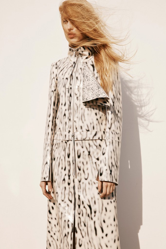 Calvin Klein 2025早秋品牌广告