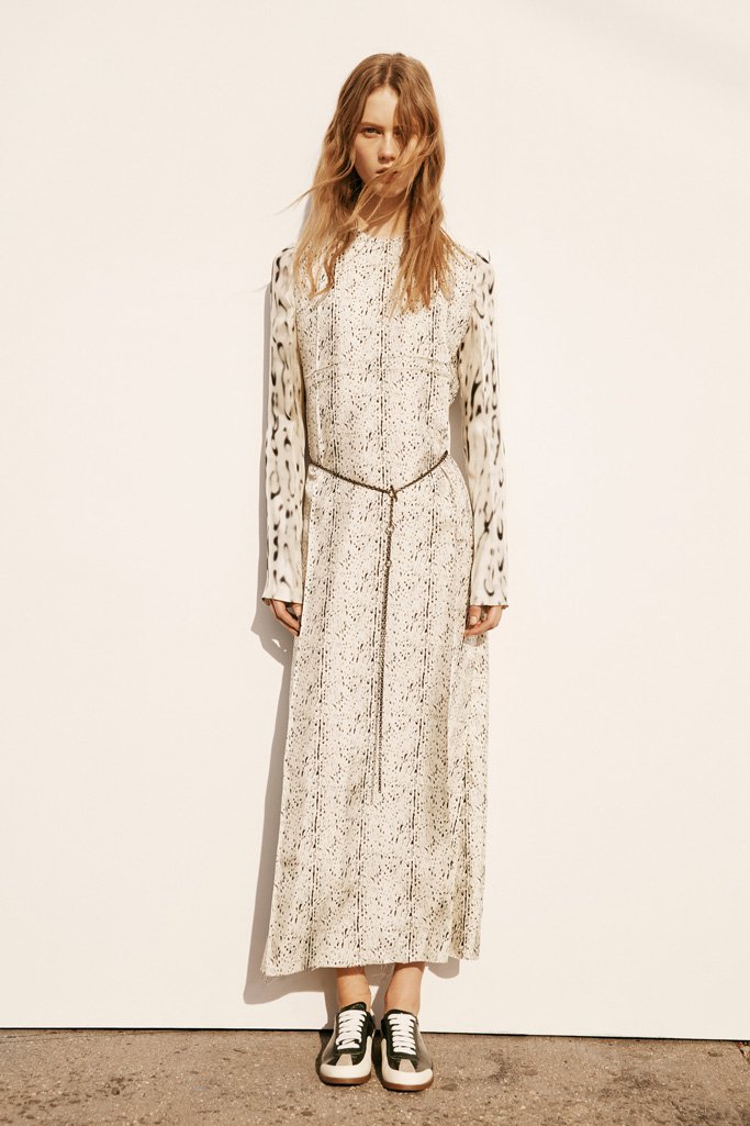 Calvin Klein 2025早秋品牌广告