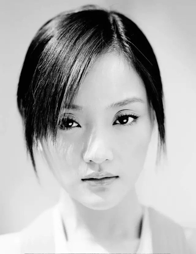 摄影家逄小威：1001位明星真正素颜照