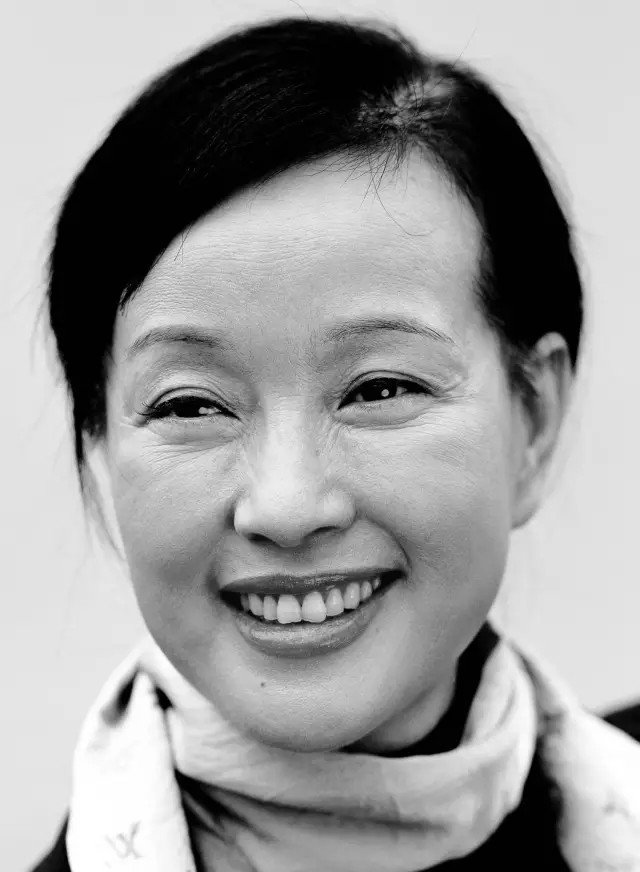 摄影家逄小威：1001位明星真正素颜照