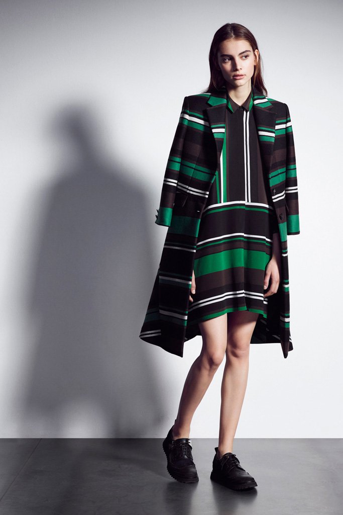 Neil Barrett（尼奥·贝奈特）2025早秋LookBook