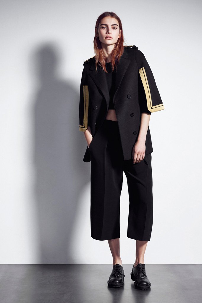 Neil Barrett（尼奥·贝奈特）2025早秋LookBook