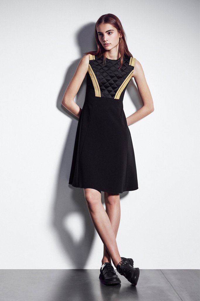 Neil Barrett（尼奥·贝奈特）2025早秋LookBook