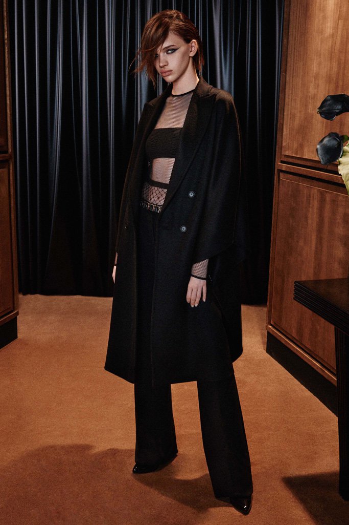 Max Mara（麦丝玛拉）2025 LookBook