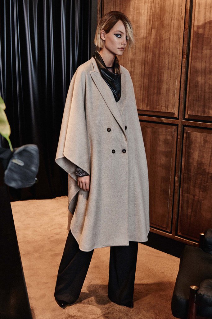 Max Mara（麦丝玛拉）2025 LookBook